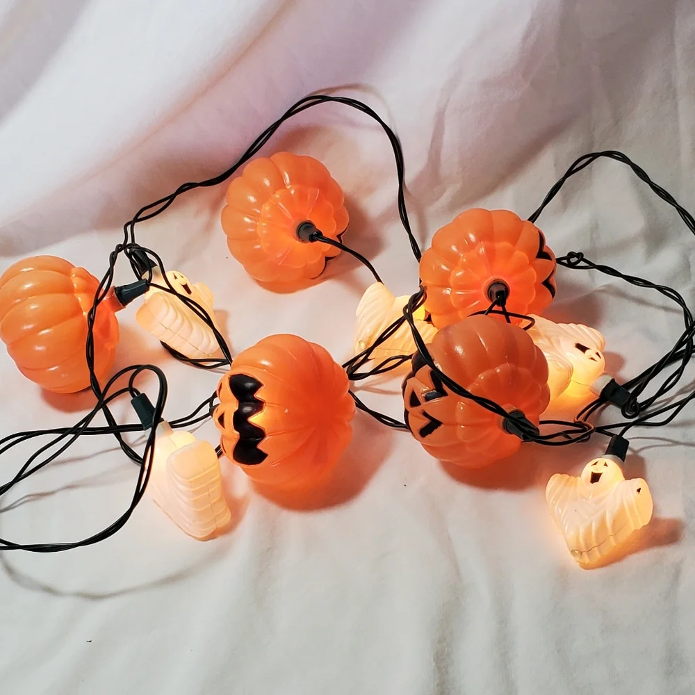 Halloween Pumpkins And Ghosts Vtg 1996 Blow Mold Light String, Set of 10